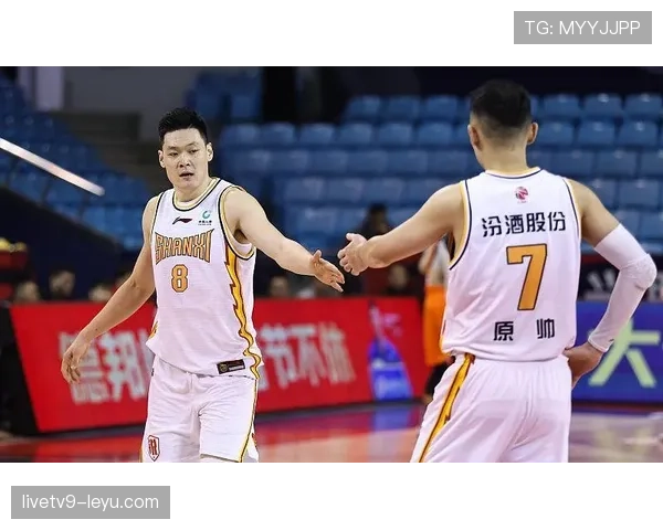 标准列日边路再现精彩表现，新战术助力球队状态回升