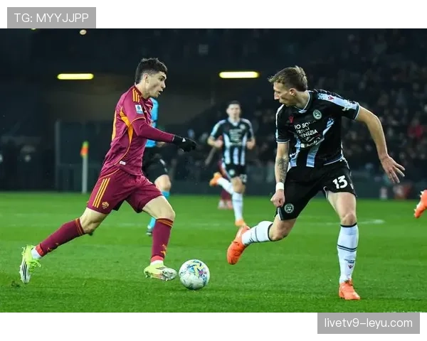 西甲新赛季豪门混战白热化，火药味弥漫赛场引全球瞩目