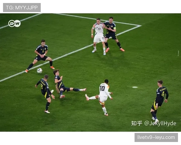 欧洲杯揭幕战精彩纷呈，历史交锋再燃球迷激情