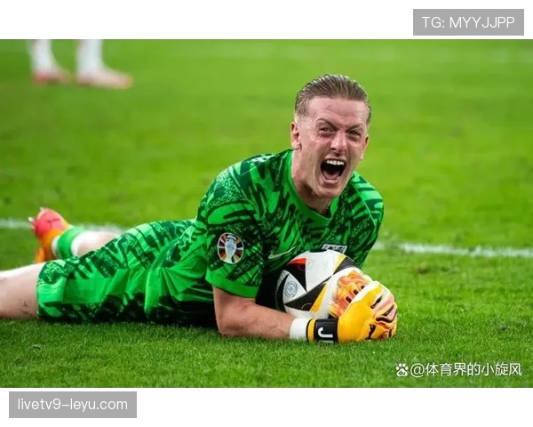 皮克福德稳健发挥助利兹联斩获关键胜利