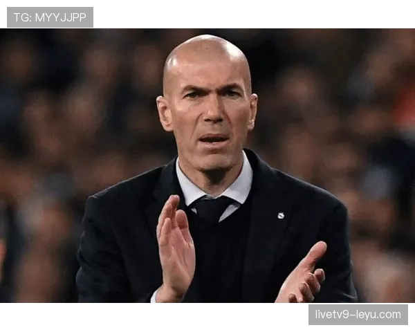 齐达内谈更衣室管理:团结与信任是成功的关键