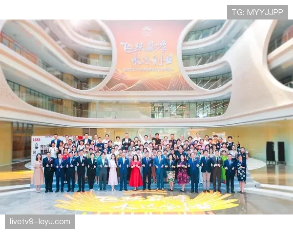 楚阿梅尼职业生涯高光时刻盘点:关键表现与成长轨迹 楚阿梅尼职业生涯高光时刻盘点:关键表现与成长轨迹