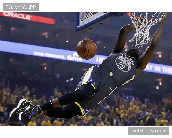 西亚卡姆挡拆拉开格林防线提升第三节得分效率